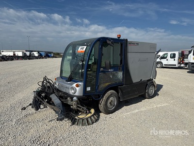 2002 Mathieu Azura Sweeper Truck
