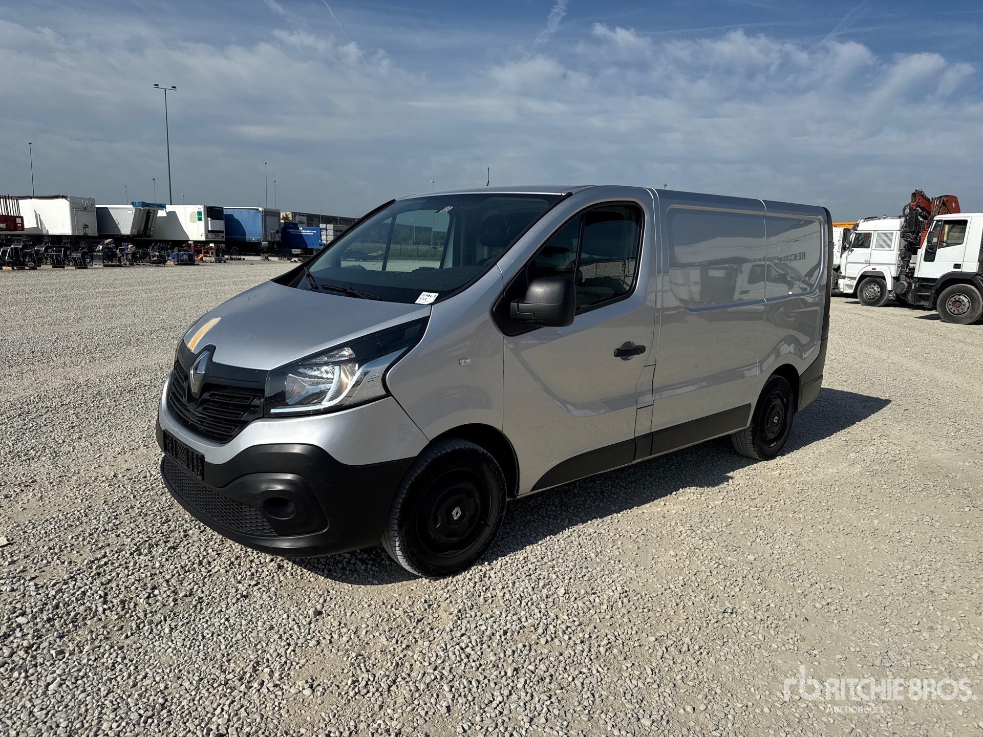 2016 Renault Trafic Van Truck