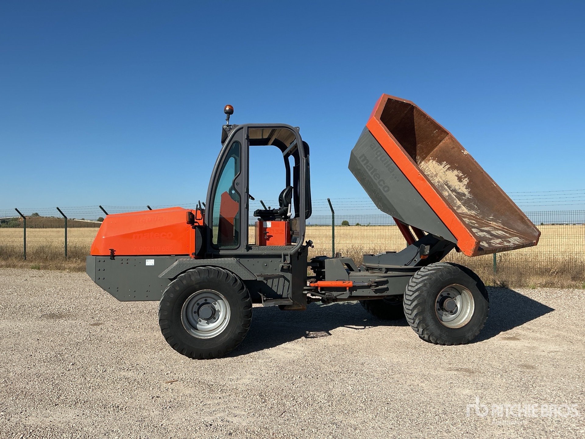 2018 Uromac Lacertis 9.0 4x4 Swivel Dumper