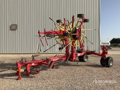 2013 Pottinger Eurotop 881A Przystawka do grabi