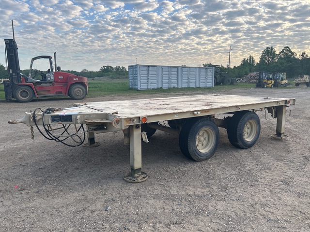 Utility Tool & Body M1061A1 Flatbed Trailer