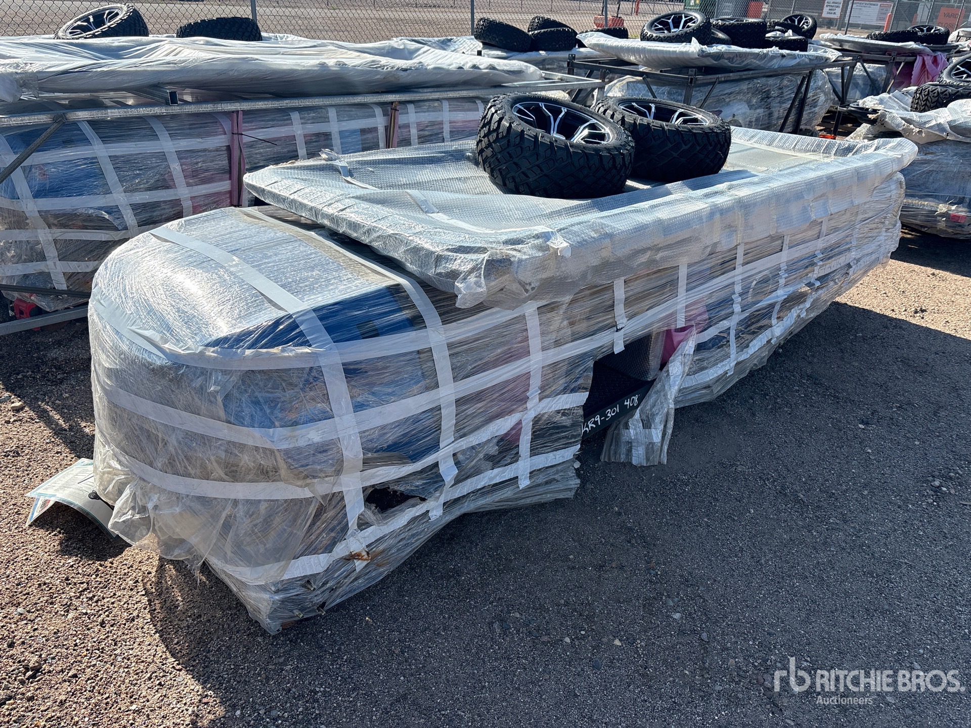 2026 Future FT-GC42S Electric Golf Cart (Unused)