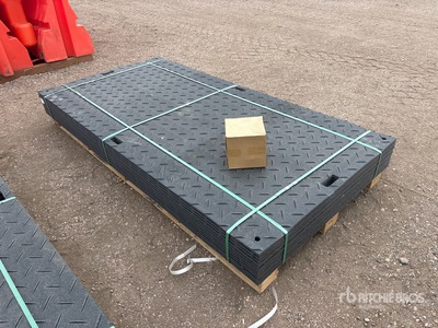 Quantity of (12) 2026 SKLP SK-LJB12 Ground Protection Mats Varios, tienda, almacen, consumidor (Unused)