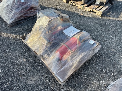 Quantity of (1) Ridgid Hydraulic Test Pump, (1) Water Pump & (1) Hydraulic Trailer Jack