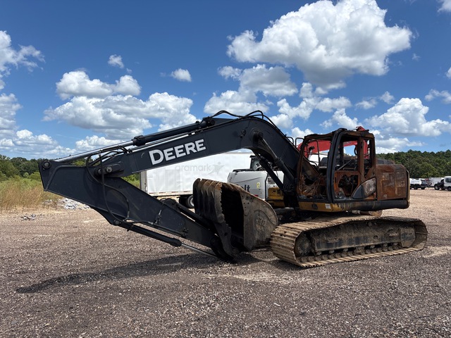 2021 John Deere 200G Tracked Excavator (Inoperable)