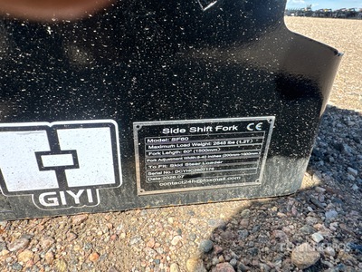 2026 GIYI GY-SF60 60 in Skid Steer Forks (Unused)