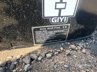 2026 GIYI GY-SF60 60 in Skid Steer Forks (Unused)