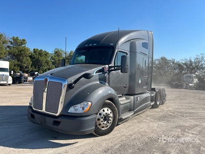 2022 Kenworth T680 6x4 Cabeza Tractora Cabina Dormitorio