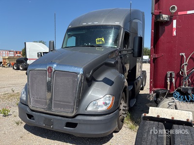 2022 Kenworth T680 6x4 تراكتور شاحنة كابينة النوم (ثنائية المحور)
