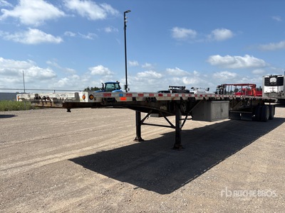 2013 Lode King 48 ft T/A Flatbed Trailer