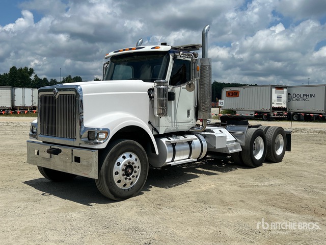 2006 International 5900i 6x4 T/A Day Cab Truck Tractor