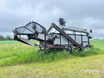Antique Threshing Machine