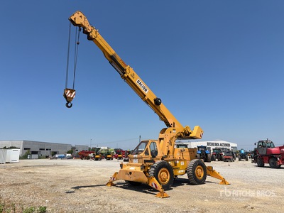 1984 Dresser Galion 15000 kg 4x4 Rough Terrain Crane