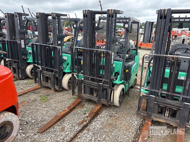 2021 Mitsubishi FGC25N 4750 lb Cushion Tire Forklift