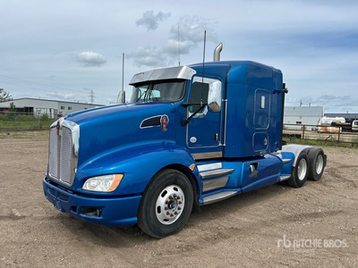2011 Kenworth T660 6x4 T/A Sleeper Truck Tractor