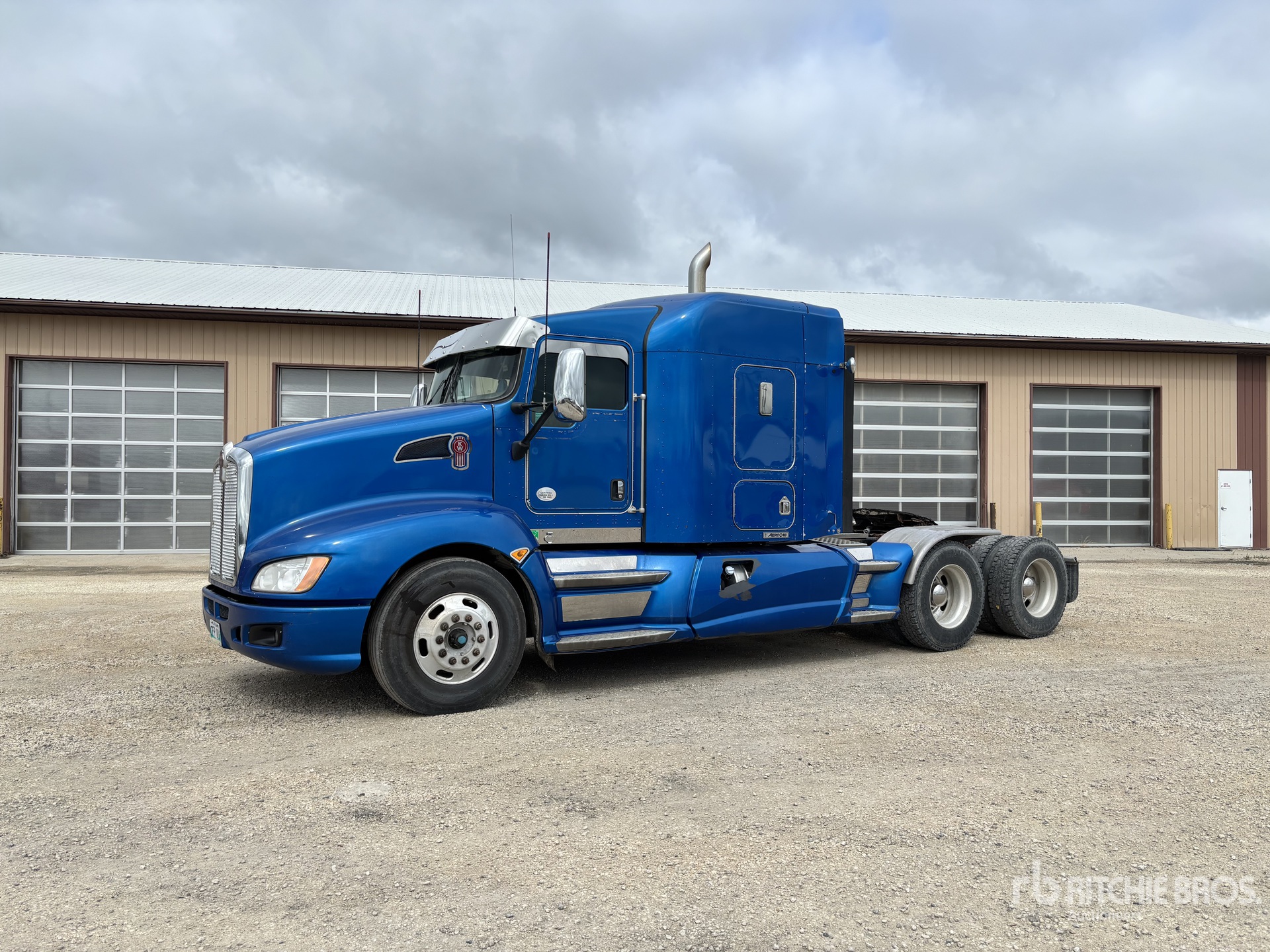 2011 Kenworth T660 T/A Sleeper Truck Tractor
