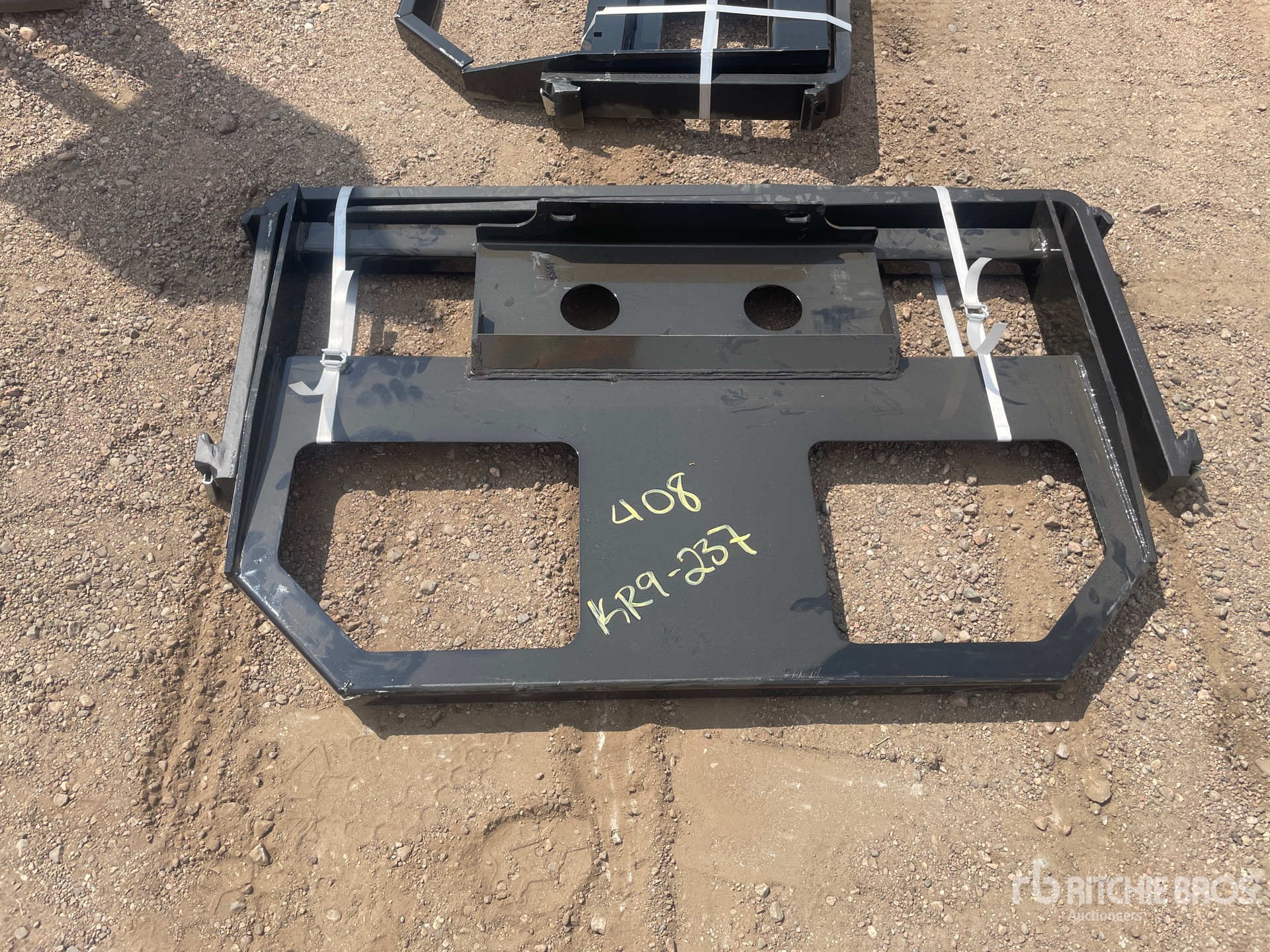 2026 GIYI GY-FR47 47 in Mini Skid Steer Forks (Unused)