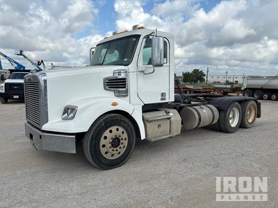 2017 Freightliner 122SD 6x4 تراكتور شاحنة نهارية (ثنائية المحور)