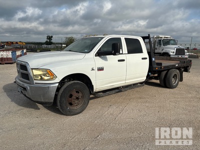 2012 Ram 3500 4x2 Crew Cab شاحنة مسطحة
