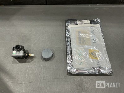 (1) Sleeve Bearing, (8) Metering Air Controls & Assorted Items