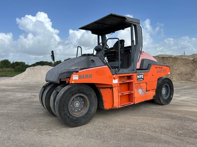 Hamm GRW280-10 8 Wheel Electric Pneumatic Roller