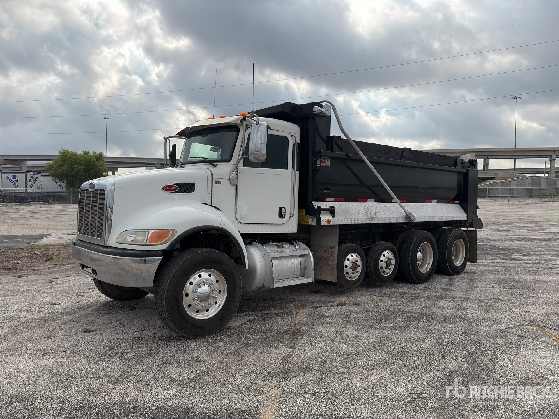 2019 Peterbilt 348 10x4 Quad/A Dump Truck