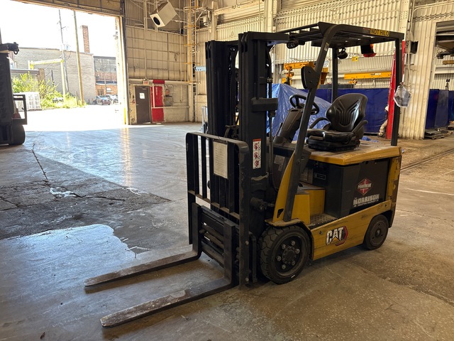 2021 Cat EC25LN2 4400 lb Electric Forklift