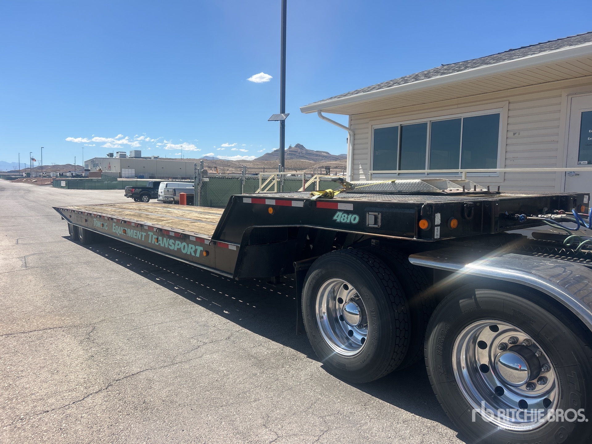 1996 Landoll Flatbed Trailer