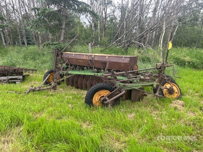 John Deere 8 ft Antique Disc Seeder