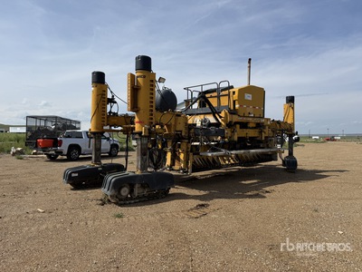 2003 Gomaco Commander III Concrete Paver