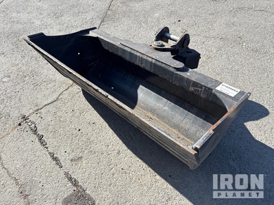 Attach2 TBTR080 69 in Q/C Hydraulic Tilting Excavator Bucket (Unused)