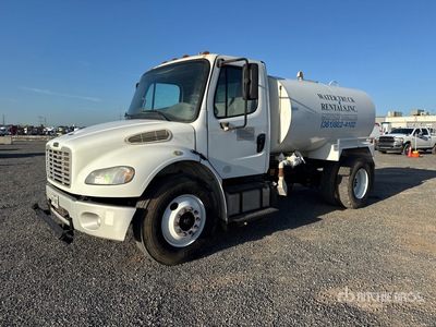 2015 Freightliner M2 106 2000 gal 4x2 Water Truck