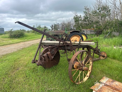 1 Bottom Antique Breaking Plow