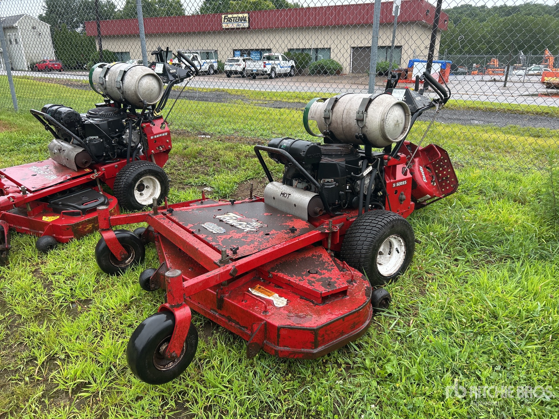 Exmark Turf Tracer S-Series Walk-Behind Lawn Mower