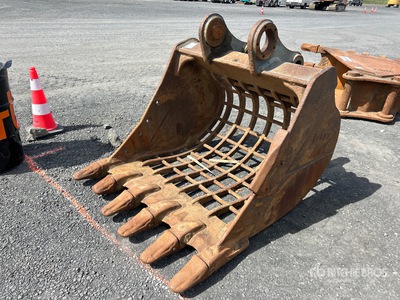 59 in Skeleton Godet d'excavatrice