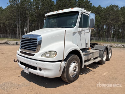 2009 Freightliner Columbia 112 6x4 T/A Day Cab Truck Tractor