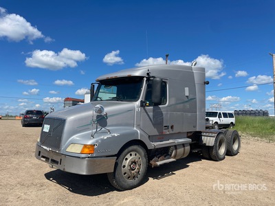 1999 Volvo VN 6x4 Tracteur routier couchette