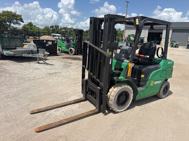 2016 Mitsubishi FG25N 4600 lb Pneumatic Tire Forklift