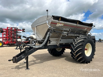 New leader L3020G4-14 S/A Kunstmeststrooier