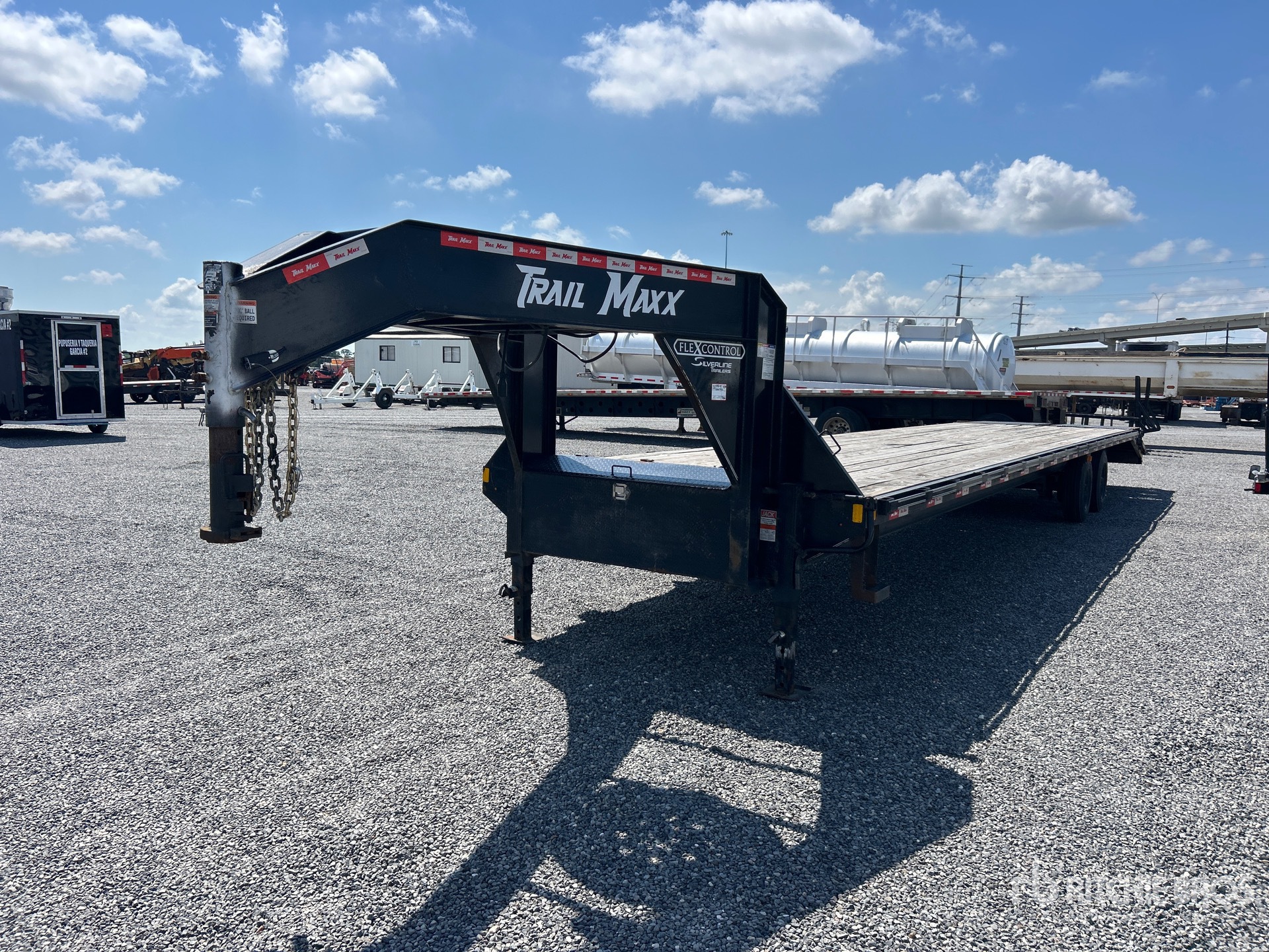2025 Trailmaxx MAX210S-40 40 ft T/A Gooseneck Equipment Trailer