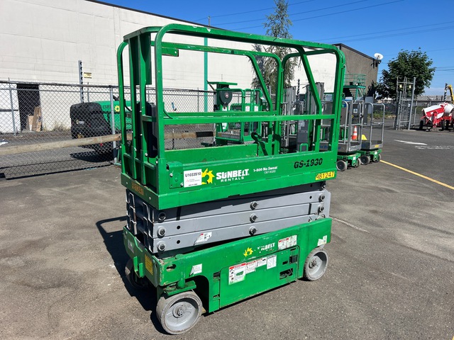 2017 Genie GS-1930 Electric Scissor Lift