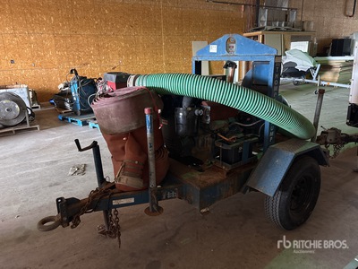 2011 Thompson Pump Trailer-Mounted Water Pump (Inoperable)
