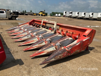 Massey 1183 8 Row Corn Tête de moissonneuse/batteuse