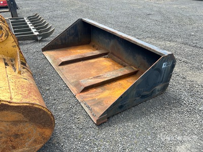 Star Industries 95 in Telehandler Bucket