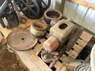 Stationary Engine & Pulleys Pièces divers
