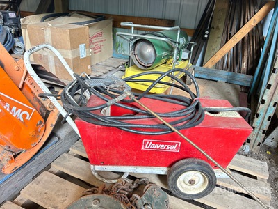 Universal D500 Pressure Washer