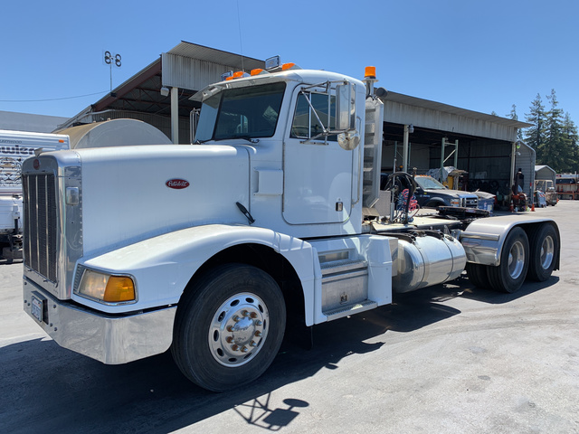 1994 Peterbilt 377 T/A Day Cab Truck Tractor