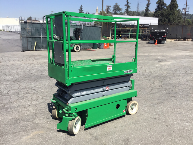 2012 Skyjack SJIII 3219 Electric Scissor Lift