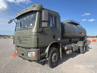 2025 Shacman L3000 10000 L 6x4 Camion con Tanque de Combustible (Sin Usar) / Fuel Truck (Unused)