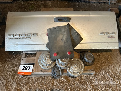 Dodge Tail Gate, Hub Cover, Mud Flaps